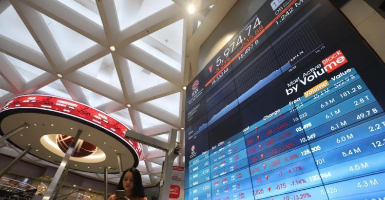 IHSG Melesat Digendong Saham-Saham Konglo, Dekati Level 8.000