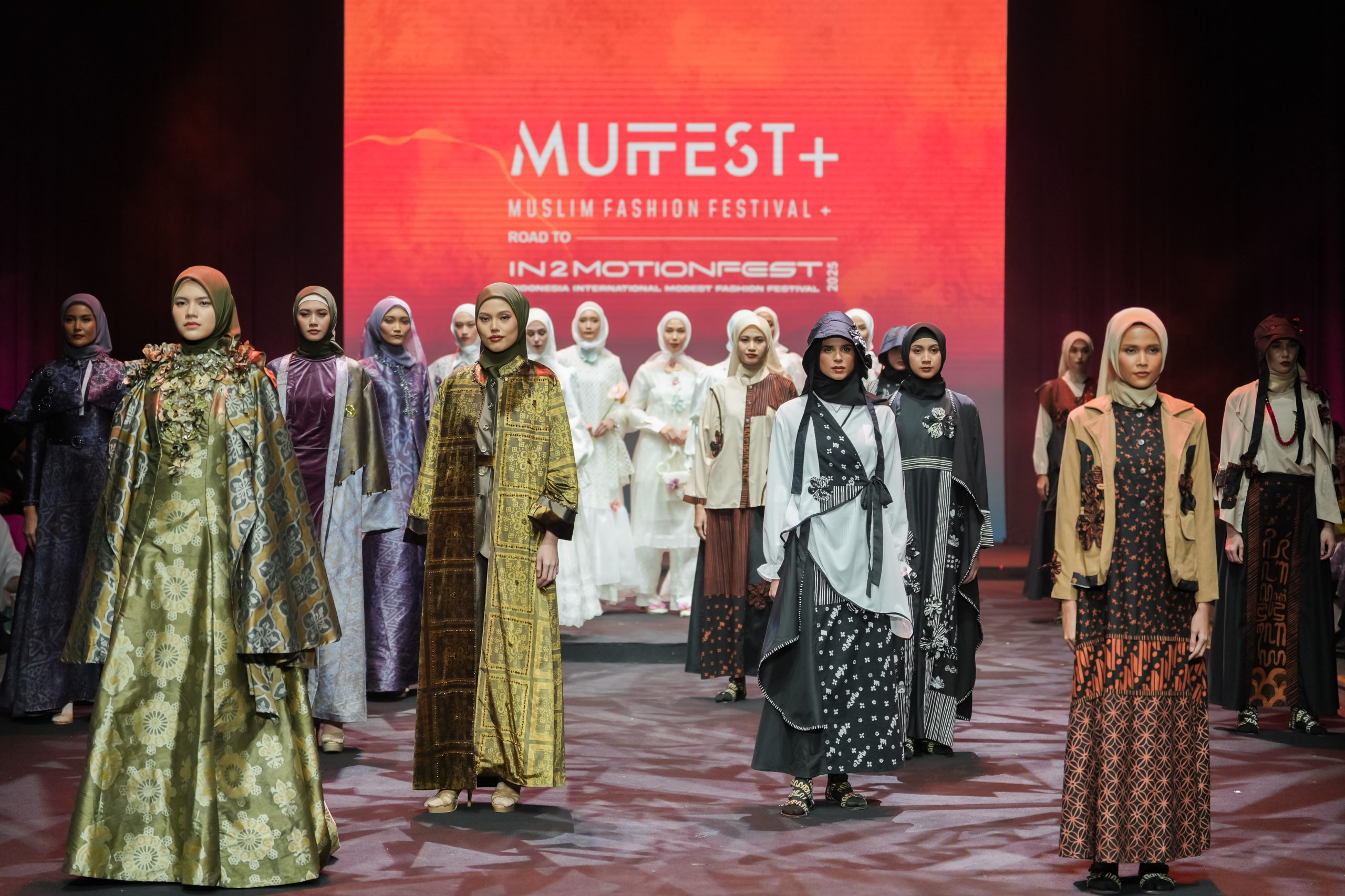 Fashion Indonesia 2025: Digitalisasi, Sustainability, dan Modest Wear Global